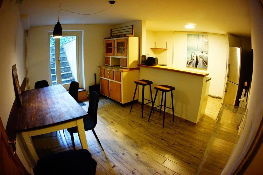 Grosszuegige 185M2-Altbauwohnung In Bestlage 7Zimmer-2Baeder-2Kuechen-2Wcs Хамбург Екстериор снимка