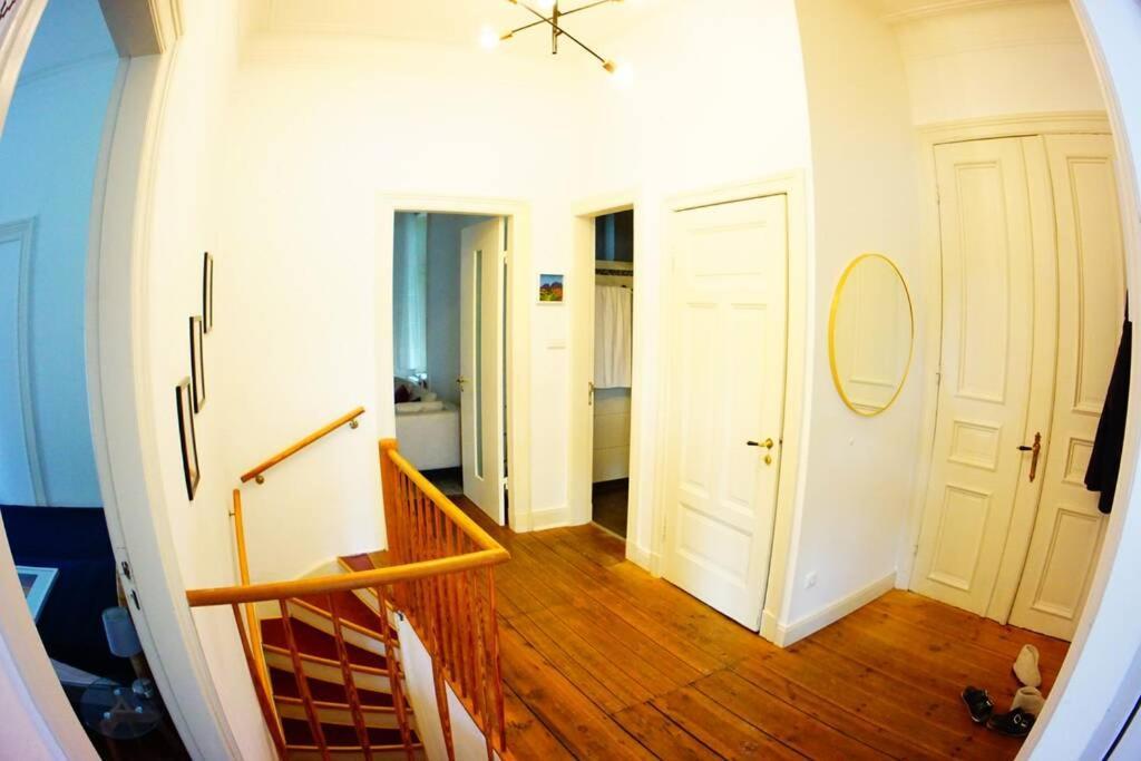 Grosszuegige 185M2-Altbauwohnung In Bestlage 7Zimmer-2Baeder-2Kuechen-2Wcs Хамбург Екстериор снимка
